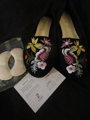 Musshoe  Black Embroidery Flowers Flats Shoes for Women Ballet Loafers Size 8.5
