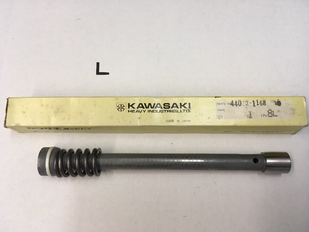 もー 1984 KAWASAKI LTD ZN1100 CYLINDER FORK SHAFT OEM NOS 44022-1168