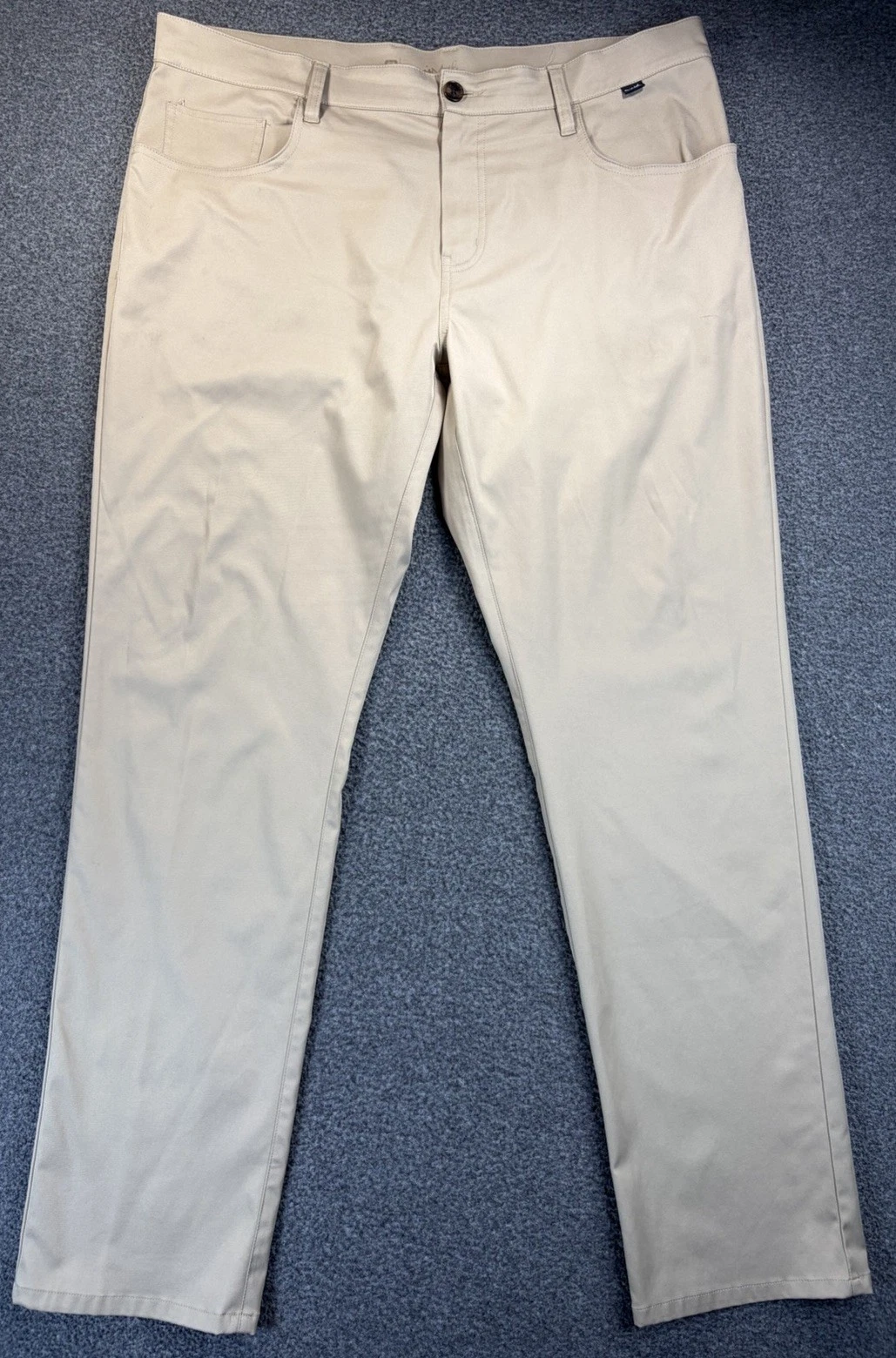 Travis Mathew Pants Mens 38x32 Beige Stretch Flat Front Lightweight Golf Comfort