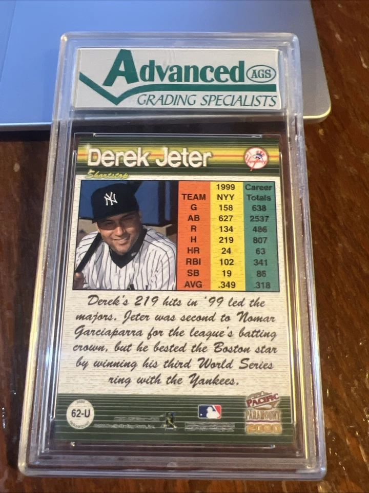 Derek Jeter 2000 Pacific Paramount Update Card #62U Advanced Grading 9.0 MINT - Image 4 of 4