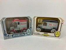 ERTL Diecast Coin Banks 1905 Ford Lot of 2 Model T 1913 Scale 1:25 