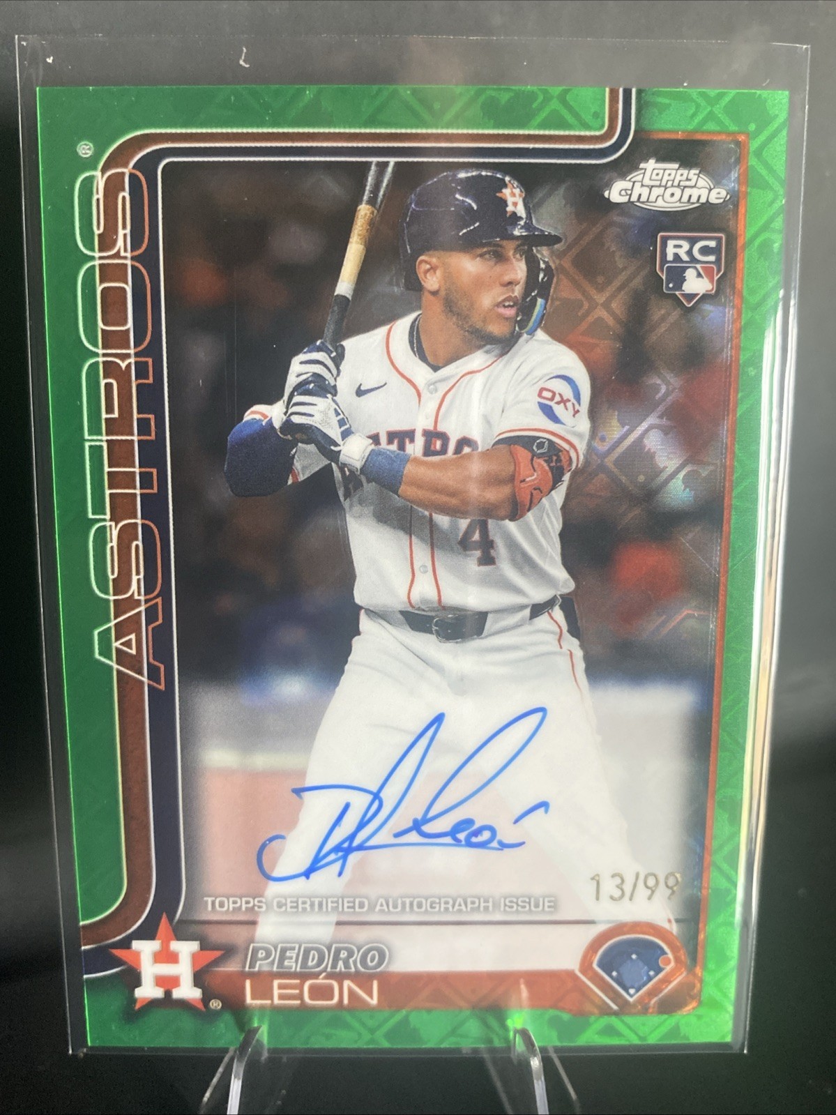 2025 Topps Chrome - RC  Auto 🔥 Pedro Leon Green Logofractor /99 💎📈