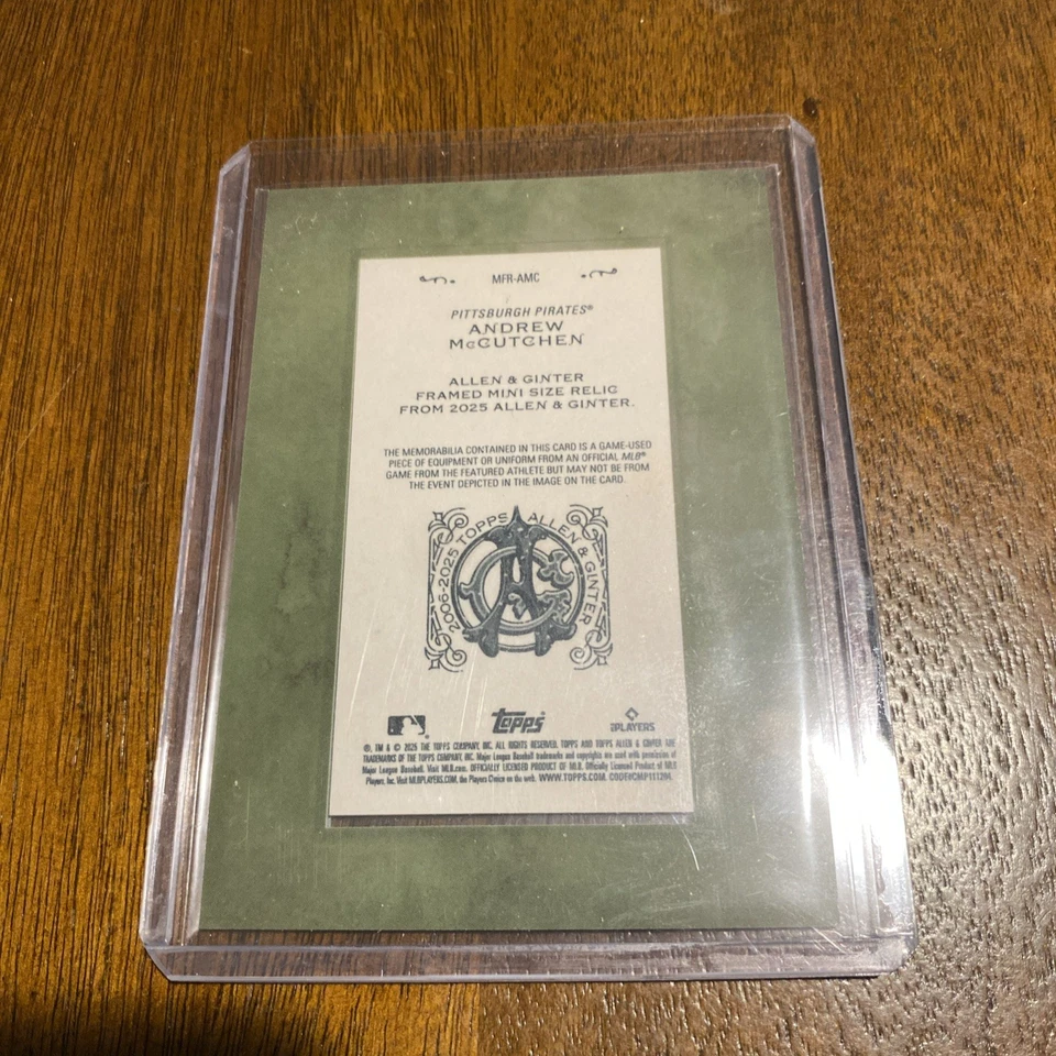 2025 Topps Allen & Ginter — ANDREW McCUTCHEN #MFR-AMC мини-реликвия в рамке пираты - Изображение 2 из 2