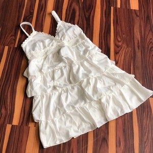 white ruffle cami