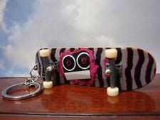  NEW  TECH DECK SKATEBOARD KEY CHAIN RING KICK FLIP BOARDS 1 KEYCHAIN