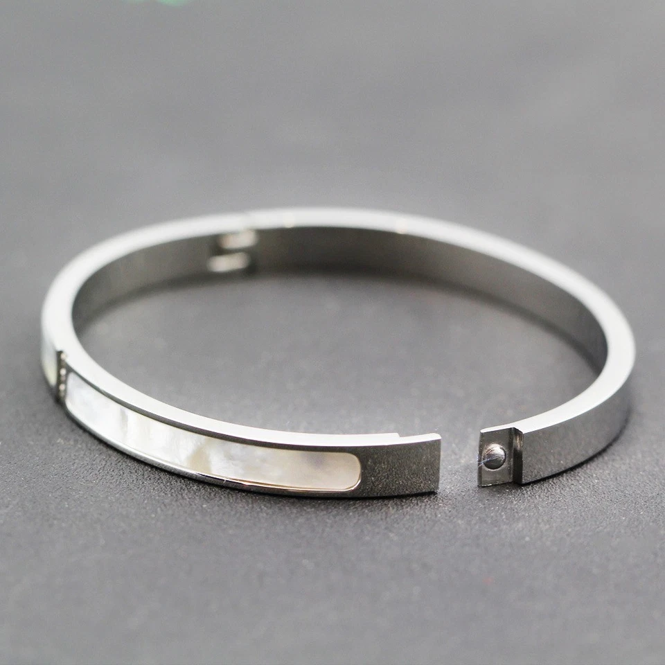 NUEVO Bonito Brazalete Brazalete Madreperla Para Mujer Lleno Oro Blanco 18K Foto 2 de 4