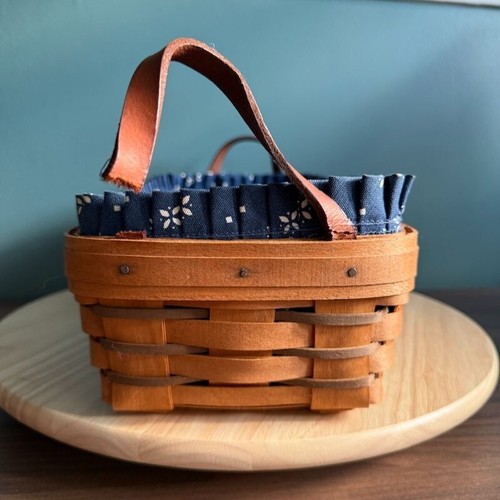 Cesta de pan Longaberger 1996 de colección con tela clásica del forro azul como está - Imagen 5 de 10