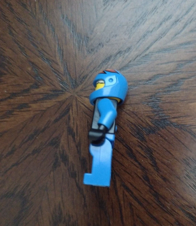 Rare LEGO 1998-99 Extreme Team Blue Helmet flames EXT001 - Image 3 of 4