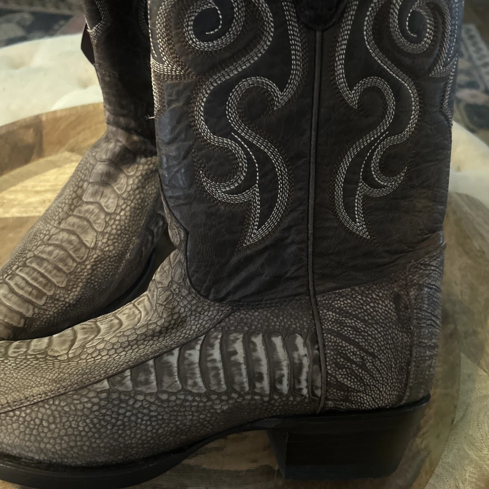 BOTA WESTERN LOS ALTOS HOMBRES MARRÓN LIJADO GENUINO PIERNA AVESTRUZ PUNTA REDONDA Talla 8 EE Foto 4 de 4