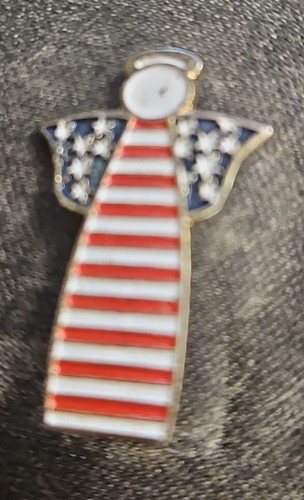 VTG Gold Toned Enameled Lapel Hat Pinbacks Lot Of 5 American Flags Betsy Ross  - Picture 2 of 8