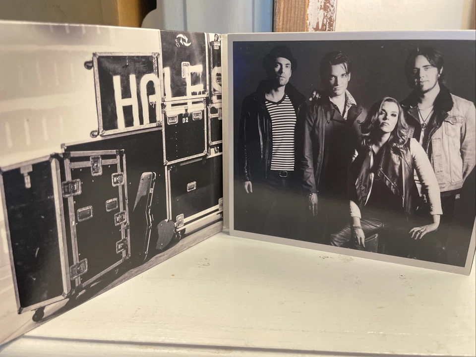 Into the Wild Life by Halestorm (CD, 2015 With Poster Insert  [Digipak]) - Image 3 of 4