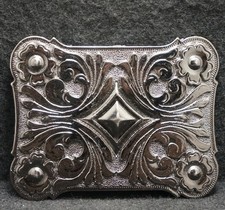 WL15119 NICE VINTAGE 1970s FLORAL DIAMOND ARTWORK UNISEX FASHION BELT BUCKLE