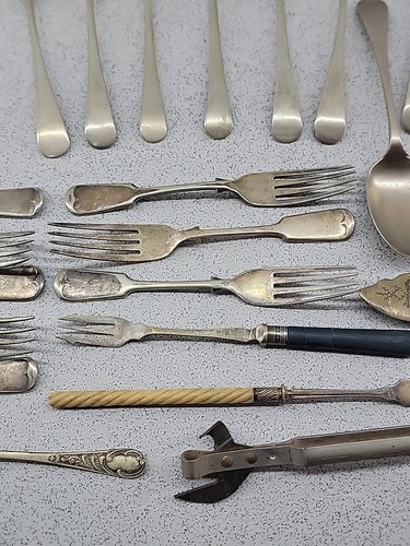 Job lot Mostly Vintage EPNS Silver Plated Cutlery Forks Spoons - Picture 7 of 8