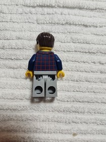 Lego Man with Plaid Button Shirt Minifigure Van and Caravan Set 60117 cty0625