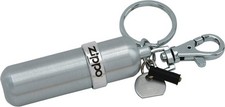 Zippo Power Kit &ndash; Schl&uuml;sselanh&auml;nger mit Beh&auml;lter f&uuml;r Zippo Benzin