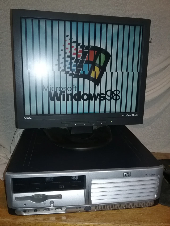 PC con Windows 98 SE DOS Pentium 4 3,0 GHz Sata disco duro industrial y más Foto 3 de 4