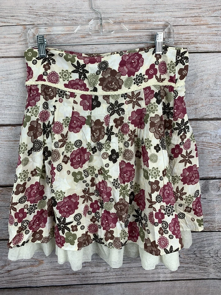 Falda American Rag CIE Crema, Marrón, Verde, Rosa Forrada Cintura Ancha Usada en Excelente Condición Junior 7 Foto 2 de 4