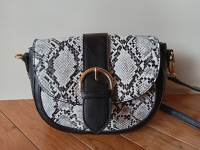 Vieta Black with Faux White Snakeskin Crossbody Bag Purse 8.5'' x 7'' x 2.5'' NEW