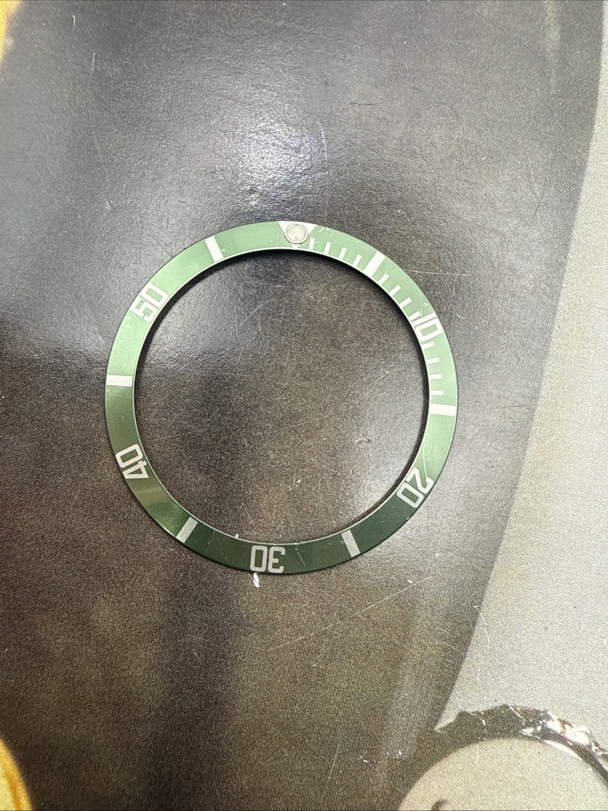 Authentic Rolex Submariner Kermit 16610LV Green Bezel Bezel Insert Rare image 7