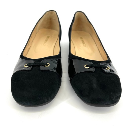 Bruno Magli Vintage Black Suede Patent Leather Flat Pumps - EU41 / US10.5 - Picture 2 of 8