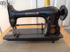 Singer 31-24 Industrial Sewing Machine. In Working Order