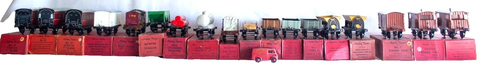 Large British Lot of 18 Hornby Meccano 0-gauge Freight Stock | Original Boxes - Image 2 of 4