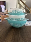 Vintage Set 4 Pyrex Amish Butterprint Cinderella Mixing Nesting Bowls Turquoise