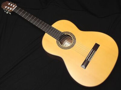 Classical Acoustic Guitar Esteve Turia Natural Solid Spruce Top