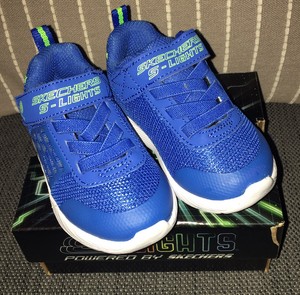 skechers infant shoes size 4