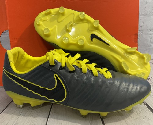 FG Tiempo Leather Soccer Cleats Size 
