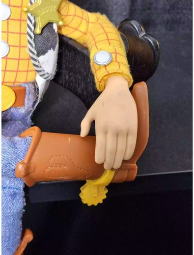 Thinkway Disney Pixar Toy Story 3 Playtime Sheriff Woody Interactive Talking - Picture 6 of 14