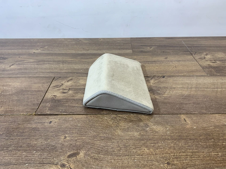 Almohadilla de alfombra para reposapiés BMW 740i 750i B7 2010-2015 lado izquierdo o derecho Oyster F01 F02 Foto 3 de 4