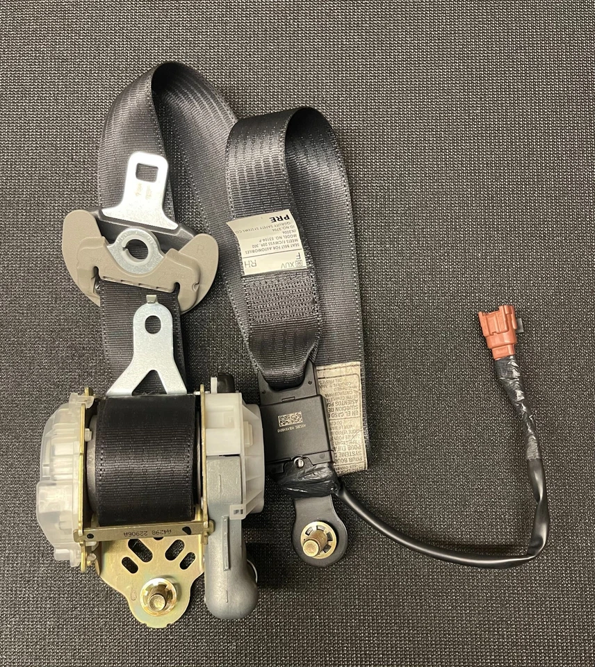 06 07 08 09 10 11 12 13 14 SUBARU TRIBECA FRONT RIGHT SIDE SEAT BELT OEM - Image 3 of 4
