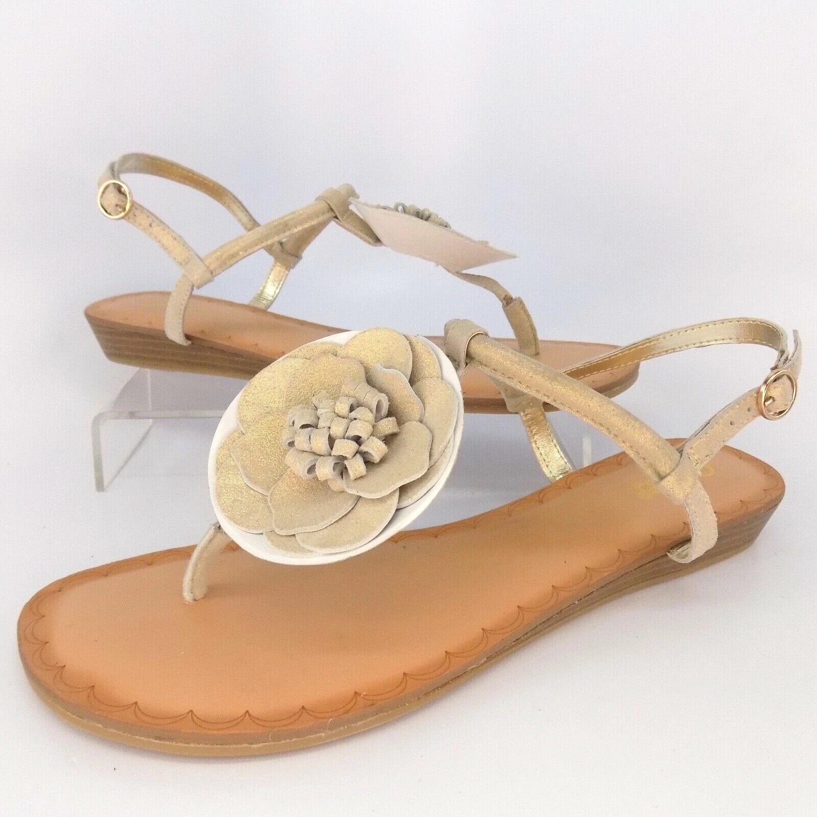 NEW BALANCE NUOVO! Sandali casual da donna Carlos Santana Teagan in pelle misura 8 5 Med oro soleggiato