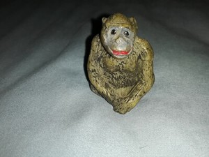 Vintage Lipco Miniature  Figurine Monkey Figure Taiwan 1 3/4'' Tall