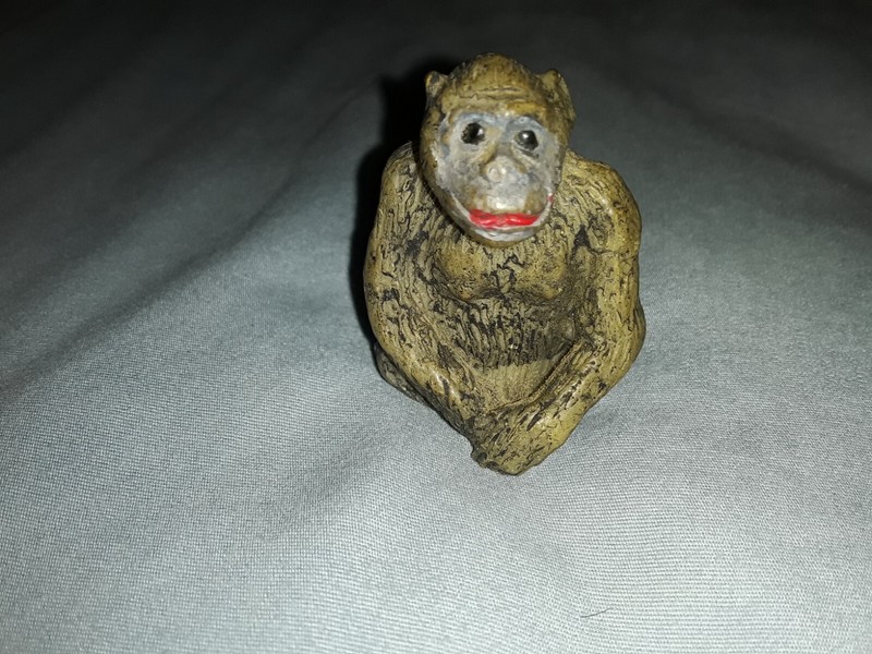 Vintage Lipco Miniature  Figurine Monkey Figure Taiwan 1 3/4'' Tall