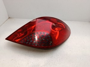 9686565980 9545474 scheinwerfer hinten rechts PEUGEOT 207