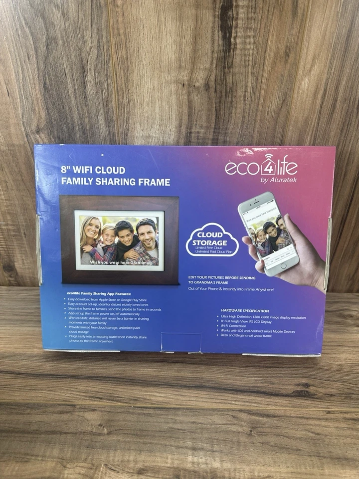 Aluratek Eco4Life 8-inch WiFi Digital Photo Frame Solid Dark Wood - Image 2 of 3