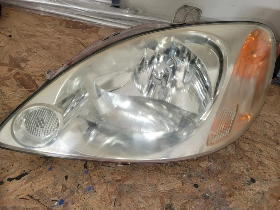 Faro lateral del conductor Honda Insight 2002  Foto 3 de 3