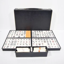 [vintage] Japanese  Mahjong Set  Standard Size Tiles and Black Vinyl Case