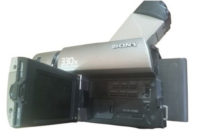 Sony HandyCam Hi-8 Analog Camcorder CCD-TRV43 | eBay