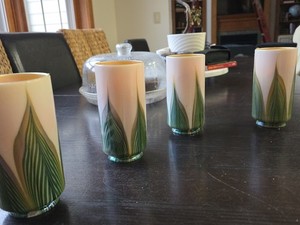 (4) Set of 4 of Lundberg Studios 756X Magnolia Bungalow Glass Lamp Shades