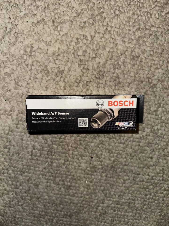 Sensor de oxígeno de banda ancha premium Bosch 18060 para Nissan Altima 2010-2012 Foto 2 de 4