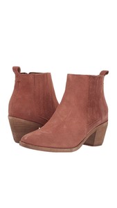 frye alton chelsea boot