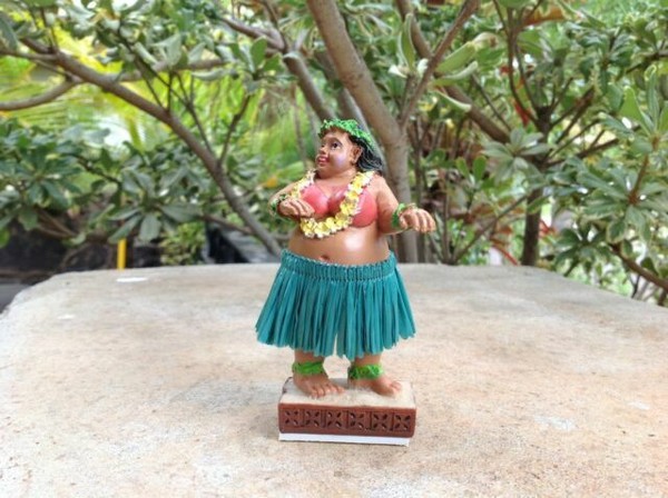hula dancer bobble head