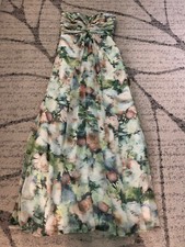 David s Bridal Woman s Flower Bridal Long Dress Size 2
