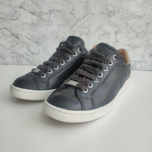 ZAPATILLAS UGG MILO MUJER. UK TALLA 6.5 CUERO NEGRO - Imagen 2 de 13