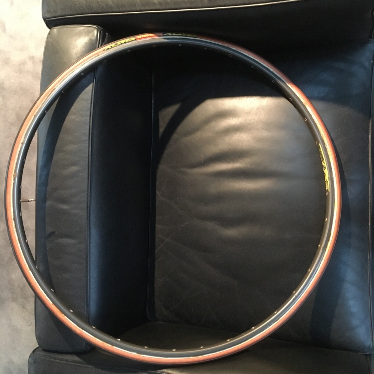 Jante Wolber Aubisque AS 40 Rétro - 700c/28", 32 Trous, Pour Pneu Tubulaire - NOS (New Old Stock)