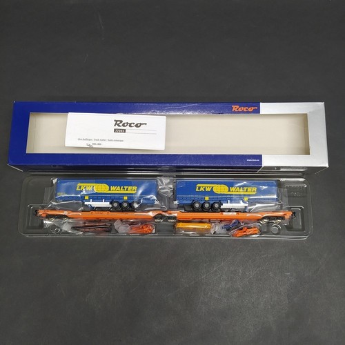 Roco cod: 77393 - Carro intermodale T3000e Wascosa + 2 trailer LKW Walter H0 | Zustand: Usato