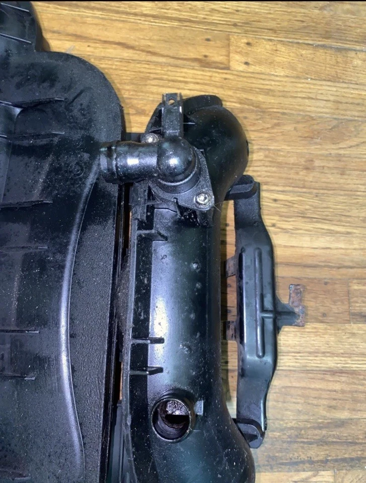 Conjunto coletor de admissão BMW 528xi 528i 2008-2010 fabricante de equipamento original E60 3,0L - Imagem 4 de 4